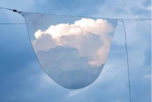 伤感说说心情不好：原来，不回复你信息的人，还可以更新动态