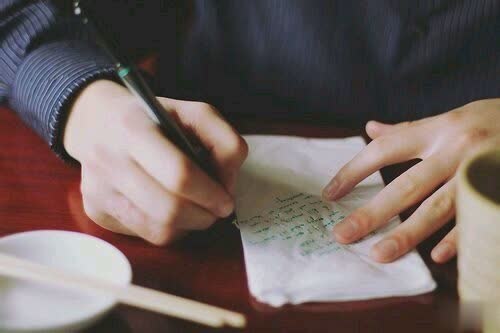 等一个人等到心累是什么感受?