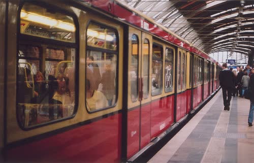 生活很累很现实的伤感说说 感到压抑压力很大的伤感说说1