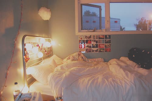 90后00后常态突然感到很丧的伤感说说 没有力气和勇气去爱一个人的伤感说说2