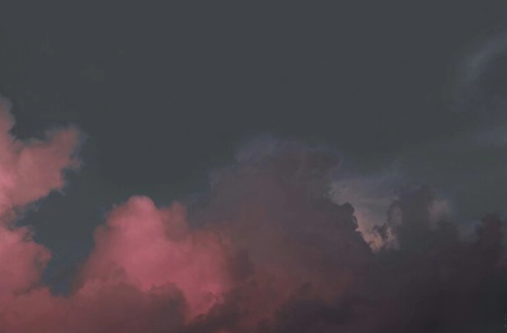 女生伤感说说短句最新版 很流行的伤感短句子心好累了1